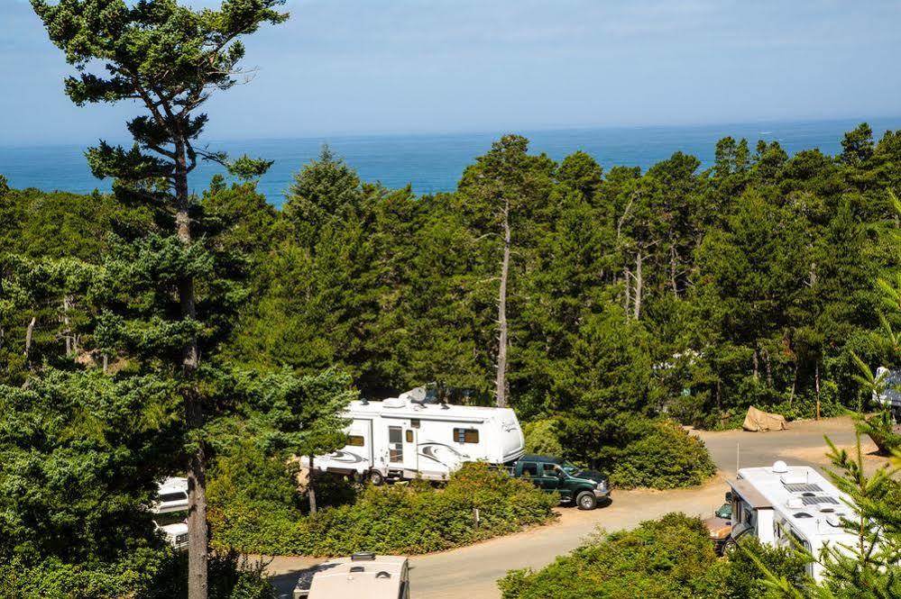 Pacific City Rv & Camping Resort Cloverdale  Eksteriør billede